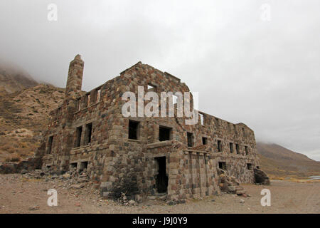 Hot Springs Hotel Sosneado abandonnés qui a soi-disant été un nazi hideout, Mendoza, Argentine Banque D'Images