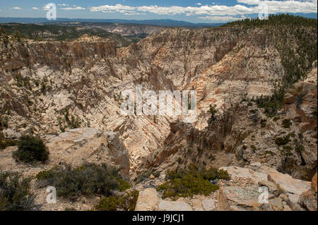 Creux de la mort, comme on le voit à partir de la Dorsale de l'enfer sur la route historique entre Escalante et Boulder, Utah Banque D'Images