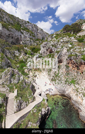 Il Fjord Ciolo, Gagliano del Capo, province de Lecce, presqu'île de Salento, Pouilles, Italie Banque D'Images