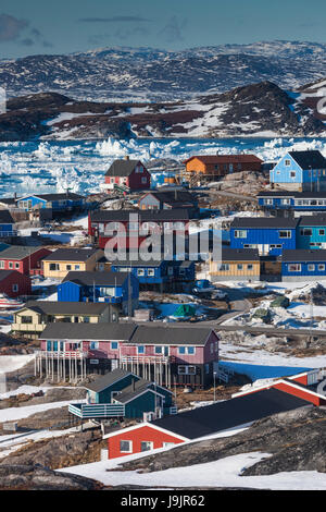 Le Groenland, baie de Disko, Ilulissat, augmentation de la vue sur la ville Banque D'Images