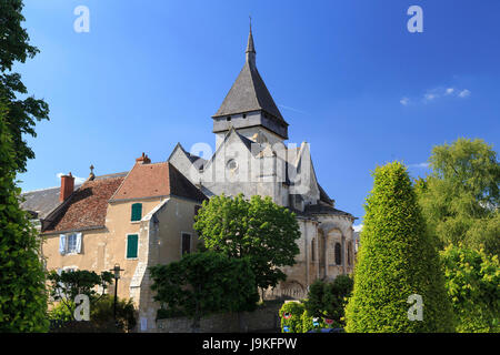 France, Indre, Saint Marcel, l'église et le village médiéval Banque D'Images