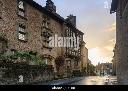 France, Corrèze, Segur le Chateau, étiqueté Les Plus Beaux Villages de France (Les Plus Beaux Villages de France), Henry IV et maisons Boyer Banque D'Images