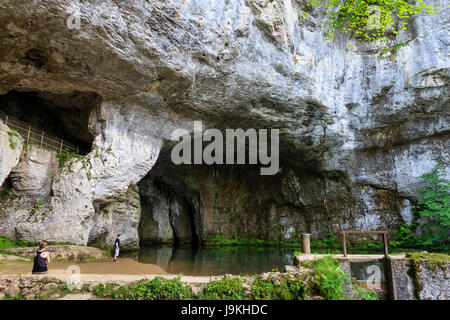 France, Doubs, Nans sous Sainte Anne, la source de Lison Banque D'Images