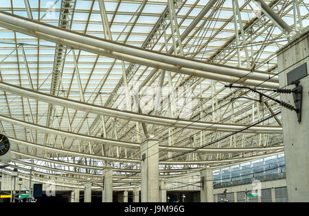 Aeroport Charles de Gaulle 2 TGV, une gare à l'aéroport principal près de Paris Banque D'Images