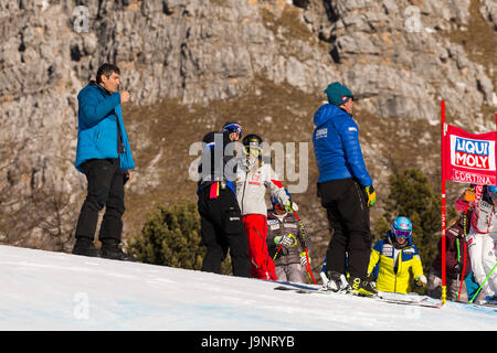 Cortina d'Ampezzo, Italie 29 janvier 2017. Laura gauche pendant la formation AUDI FIS Alpine Ski World Cup Super G Banque D'Images