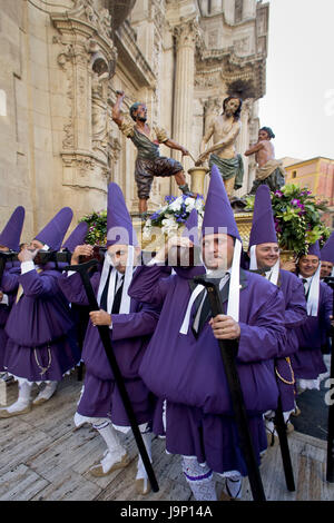 L'Espagne, Murcia, procession de pâques,personnages,participant,transporter, Banque D'Images