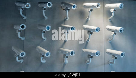 Affichage des caméras espion allemand au Musée de Berlin Allemagne Banque D'Images