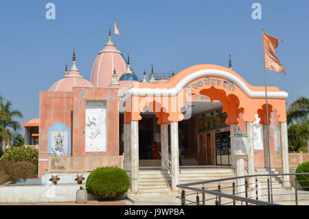 Radha Shri Gopal mandir (Aravade Tasgaon ISKCON), près de Sangli, Maharashtra. Banque D'Images