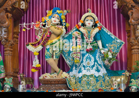 Divinités de Shree Radha Gopal mandir (Aravade Tasgaon ISKCON), près de Sangli, Maharashtra. Banque D'Images