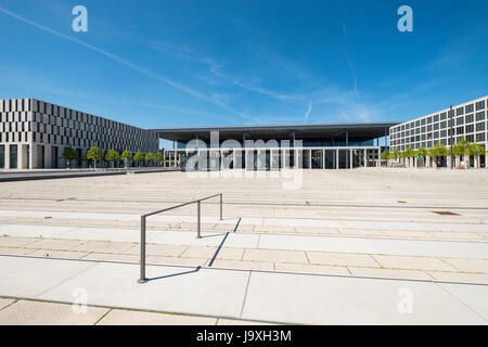 Vue de Berlin Brandenburg déserte Willi-Brandt non achevé Terminal de l'aéroport et 7 ans de retard à Berlin Allemagne Banque D'Images