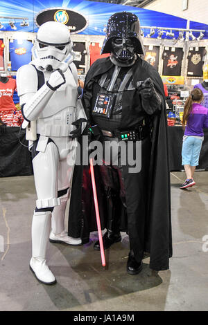 Philadelphie, Pennsylvanie, USA. 3 juin, 2017. Des centaines de fans du monde assistant déguisés en leurs personnages préférés d'assister à l'événement à la Philadelphia Convention Center de Philadelphie PA Credit : Ricky Fitchett/ZUMA/Alamy Fil Live News Banque D'Images