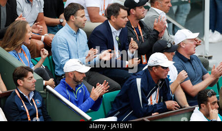 Paris, Paris. 3 juin, 2017. Kim Murray, épouse de Andy Murray de Grande-Bretagne, est visible pendant l'masculin troisième match entre Murray et Juan Martin Del Potro l'Argentine à l'Open de France 2017 Tournoi de tennis à Roland Garros, Paris, France le 3 juin, 2017. Andy Murray a gagné 3-0. Credit : Han Yan/Xinhua/Alamy Live News Banque D'Images