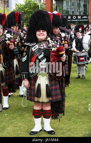 Manchester, UK. 04 Juin, 2017. Une femelle en piper, Manchester, 4 juin 2017. Crédit : Barbara Cook/Alamy Live News Banque D'Images