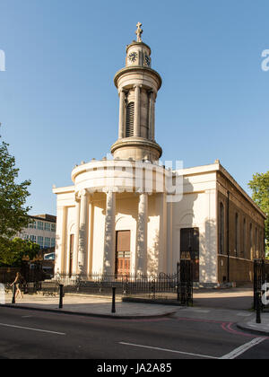 Londres, Angleterre - le 20 juillet 2016 : la cathédrale grecque orthodoxe Église de Tous les Saints sur Camden Street au nord de Londres. Banque D'Images