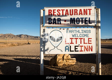 Le petit A'le'inn, un restaurant à thème et motel de Rachel, Nevada, sur l'autoroute de l'extraterrestre près de la zone 51. Banque D'Images