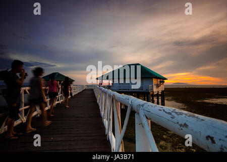 Maison de plage de détente à Calatagan, Batangas Banque D'Images