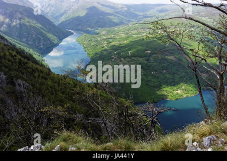 Vue Lac Perucac, Banjska Stena, Tara, l'ouest de la Serbie Banque D'Images