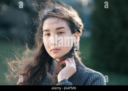 Portrait d'une belle fille asiatique Banque D'Images