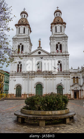 L'église de Santo Domingo - Cuenca, Équateur Banque D'Images