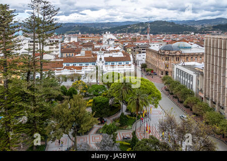 Vue aérienne de la ville de Cuenca et Park Calderon - Cuenca, Équateur Banque D'Images