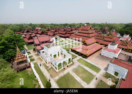 Réplique du Palais de Mandalay est faite pour un but éducatif pour les habitants et les touristes sur la dernière capitale royale de Birmanie. Banque D'Images