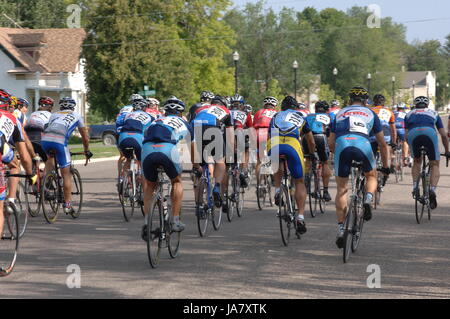 Spring City, Utah, USA - 2 août 2006 : Groupe de cyclistes sur vélo de route course dans la course sur route classique Sanpete dans Sanpete Comté de l'Utah. Tour cycliste d Banque D'Images