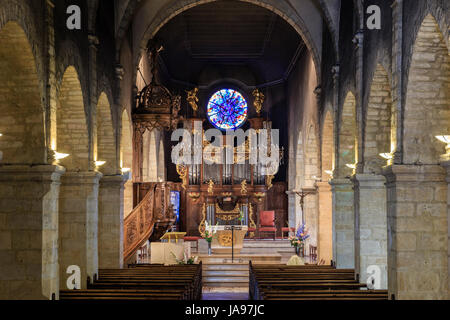 France, Franche Comte, Pontarlier, Saint Benigne church, d'orgue et des vitraux d'Alfred Manessier Banque D'Images