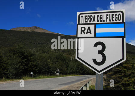 Signe de route ruta route 3, Tolhuin près de Ushuaia, Tierra del Fuego, Patagonie, Argentine, Amérique du Sud Banque D'Images