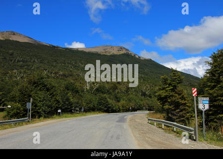 Signe de route ruta route 3, Tolhuin près de Ushuaia, Tierra del Fuego, Patagonie, Argentine, Amérique du Sud Banque D'Images