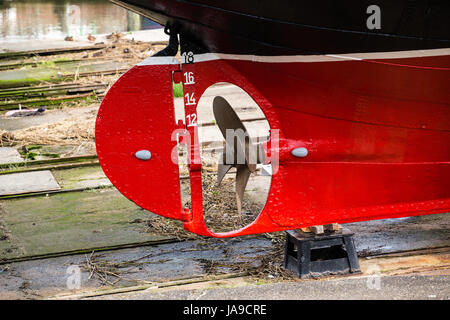 Bateau de pêche, aviron, de l'hélice, du gouvernail, navigation, vis, dock, bateau de pêche, Banque D'Images