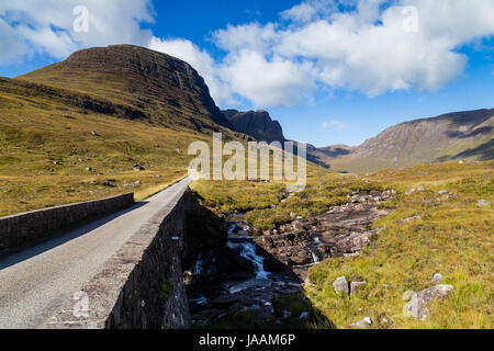 La route menant vers l'Bealach na Ba Banque D'Images