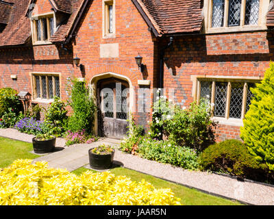 The Robert Palmer Cottages, Sonning, Reading, Berkshire, Angleterre, ROYAUME-UNI, GB. Banque D'Images