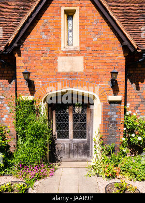 The Robert Palmer Cottages, Sonning, Reading, Berkshire, Angleterre, ROYAUME-UNI, GB. Banque D'Images