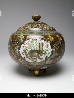 Vase cloisonné japonais antique et la couverture, faite vers 1900 Banque D'Images