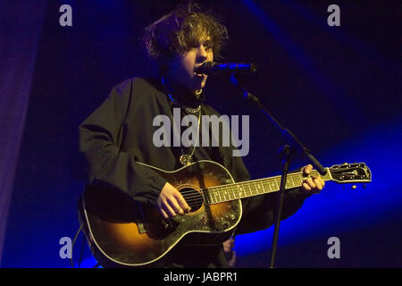 Garçon rat effectue live at the O2 ABC Glasgow En vedette : Rat Boy, la Jordanie Cardy Où : Glasgow, Écosse, Royaume-Uni Quand : 25 Avr 2017 Crédit : Peter Kaminski/WENN.com Banque D'Images