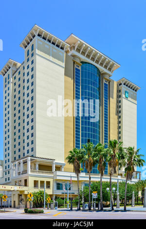 Dans un bâtiment, l'hôtel Embassy Suites Downtown Convention Center Hilton Hotel au centre-ville de Tampa, FL Banque D'Images