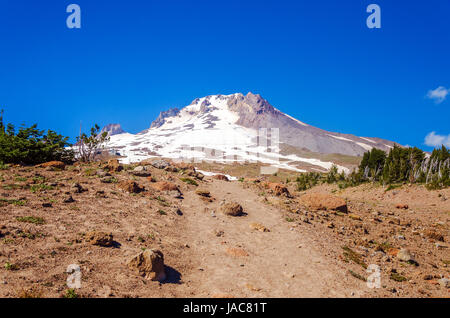 Vue sur le sommet de Mt. Capot, partie de la chaîne des Cascades en Oregon Banque D'Images