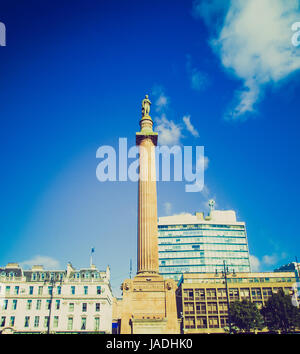 Look Vintage Sir Walter Scott dans la colonne de George Square, Glasgow Banque D'Images