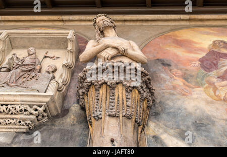 Sculpture de Jésus Christ sur la cathédrale, Vienne, Autriche Banque D'Images