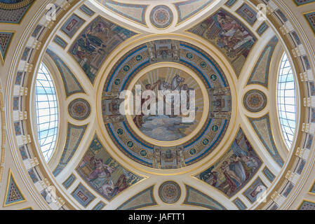 Plafond dans salle de bains Szechenyi, Parc de la ville (Varosliget) Budapest, Hongrie Banque D'Images