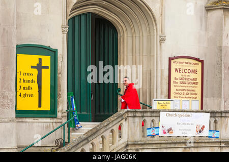 Église paroissiale de la Sainte-Trinité à Weymouth, Dorset, Royaume-Uni, en juin Banque D'Images