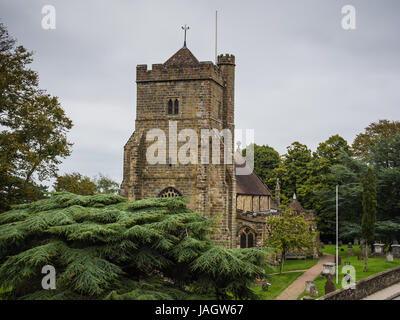 Comme l'église construite sur le site après la bataille d'Hasting en 1066 lors de la conquête normande Banque D'Images