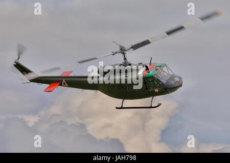 Bell UH-1H 560 Iroquois (G-HUEY) Banque D'Images