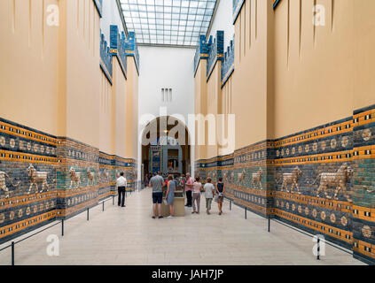 La Procession rue de Babylone (reconstruction), c.604-562 av. J.-C., Musée de Pergame, Berlin, Allemagne Banque D'Images