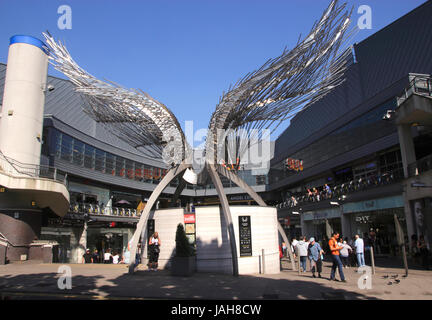 Angel Wings Angel Sculpture centre commercial Central Islington Londres Banque D'Images