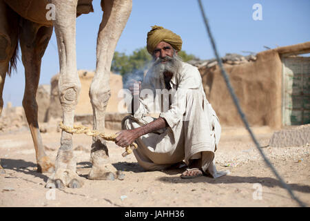 La vie dans les villages dans la région de désert de Thar, Rajasthan, Inde Banque D'Images