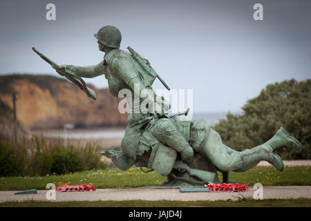 La statue commémore le 29e Division d'infanterie, en particulier le 116e Régiment d'infanterie de l'équipe de combat qui ont pris d'assaut sur Omaha Beach D-Day dans le commencer Banque D'Images