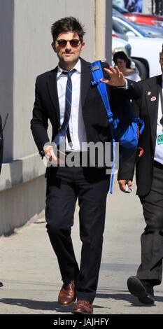 Adam Scott arrive pour son apparition sur Jimmy Kimmel Live ! Avec : Adam Scott Où : Hollywood, California, United States Quand : 04 mai 2017 Source : WENN.com Banque D'Images