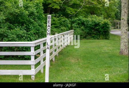 Plaque de rue pour Beach Lane dans NY suivants Banque D'Images