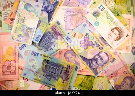 Autre monnaie note et des pièces de différents pays historique Banque D'Images